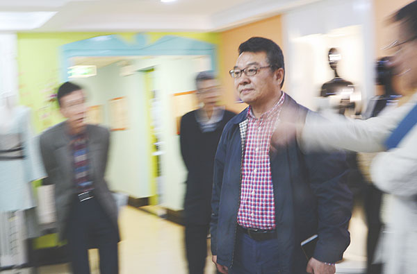 20160510罗宏杰书记为我院发展指方向1.png 20160510罗宏杰书记为我院发展指方向1.png